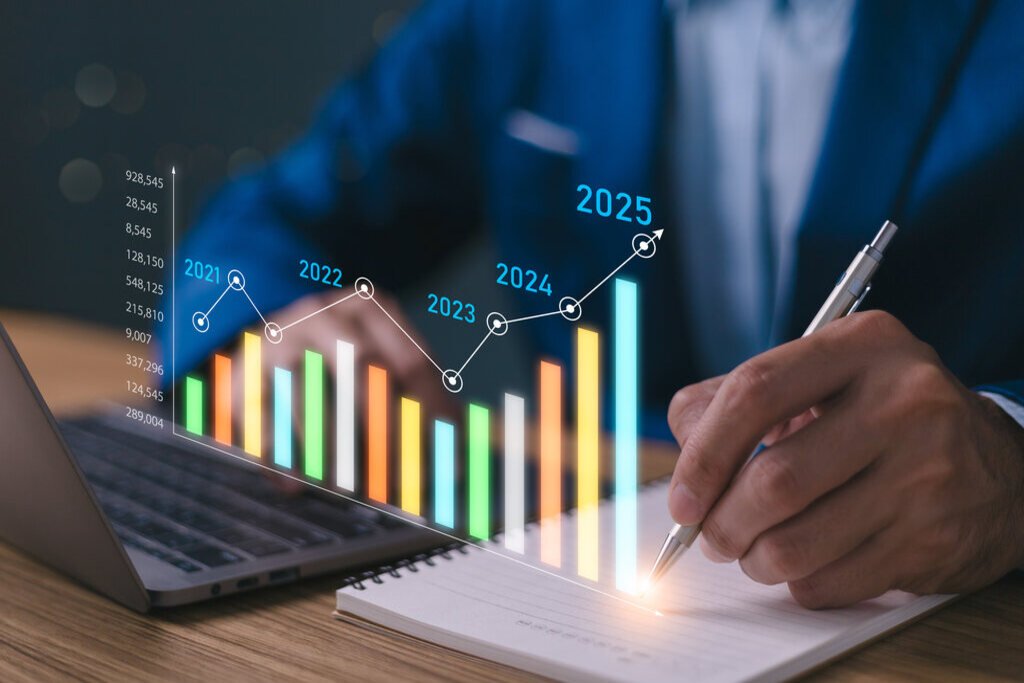 https://blog.daycoval.com.br/wp-content/uploads/2025/02/diversificar-carteira-de-investimentos.jpg. Evite Riscos: Formas Seguras de Investir em 2025